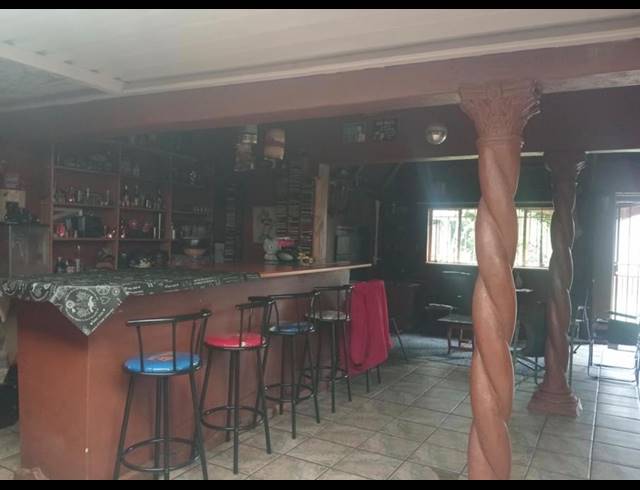 5 BEDROOM FREESTANDING FOR SALE IN BIRCHLEIGH